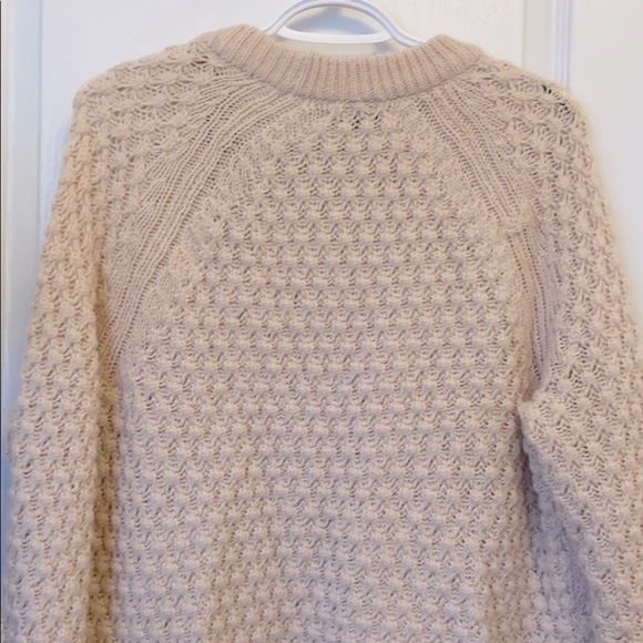 Oversized Pink Knit Sweater - Picture 6 of 9